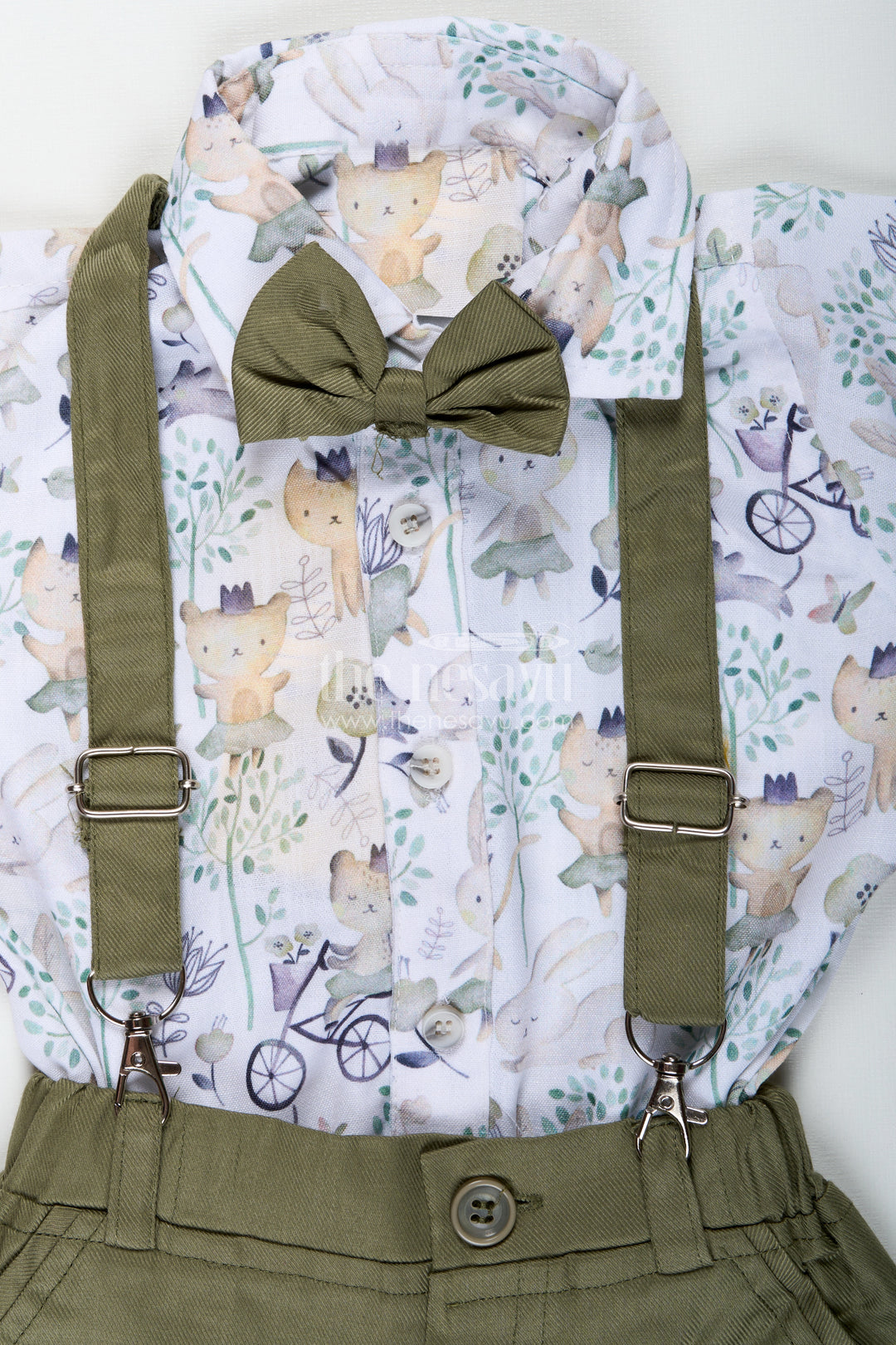Green Shirt and Shorts Set for Boys in Cotton with Nature-Themed Animal Print and Olive Green Bottoms
