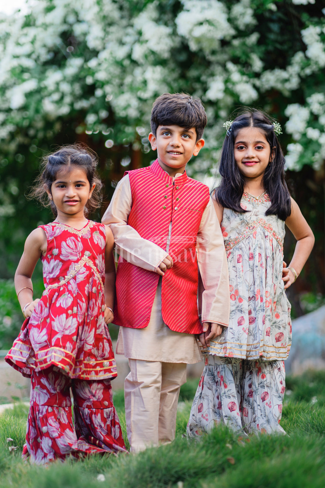 Boys Luxe Kurta Pajama with Vibrant Jacket Ensemble