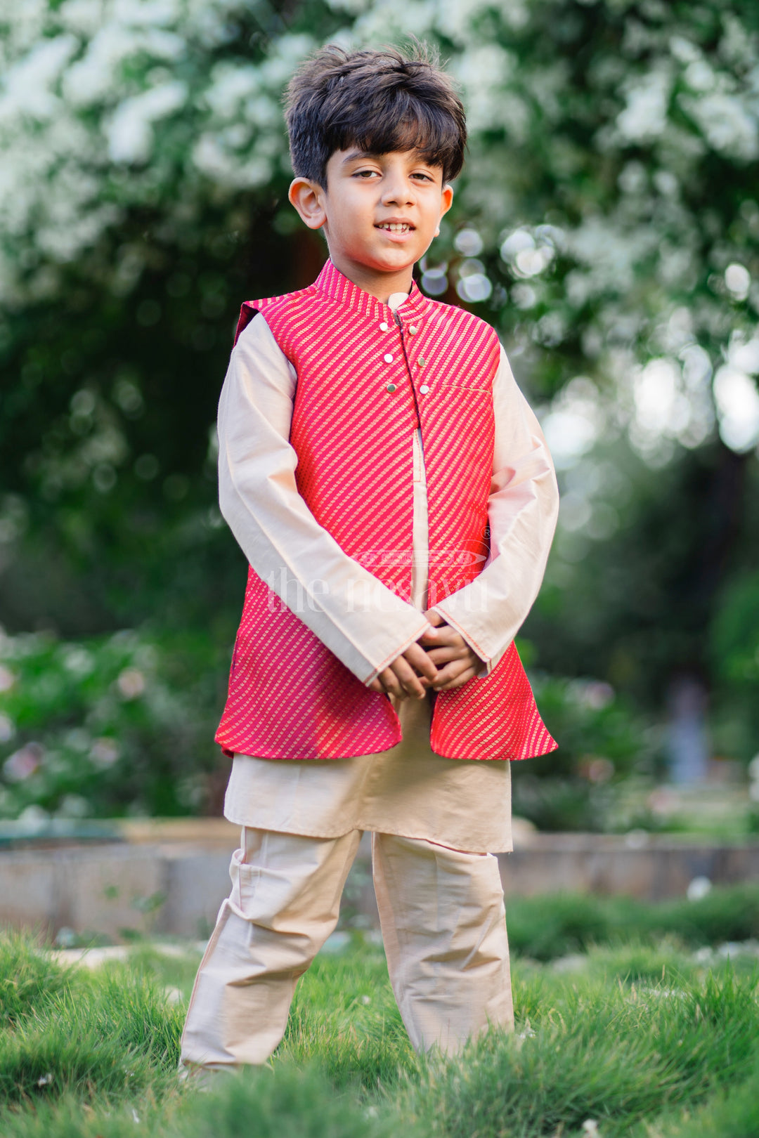 Boys Luxe Kurta Pajama with Vibrant Jacket Ensemble