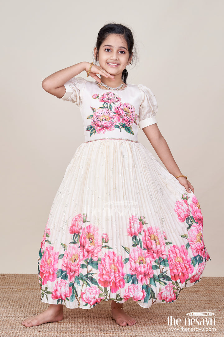 Party Gown for Girls with Floral Print and Puff Sleeves for Birthdays and Events