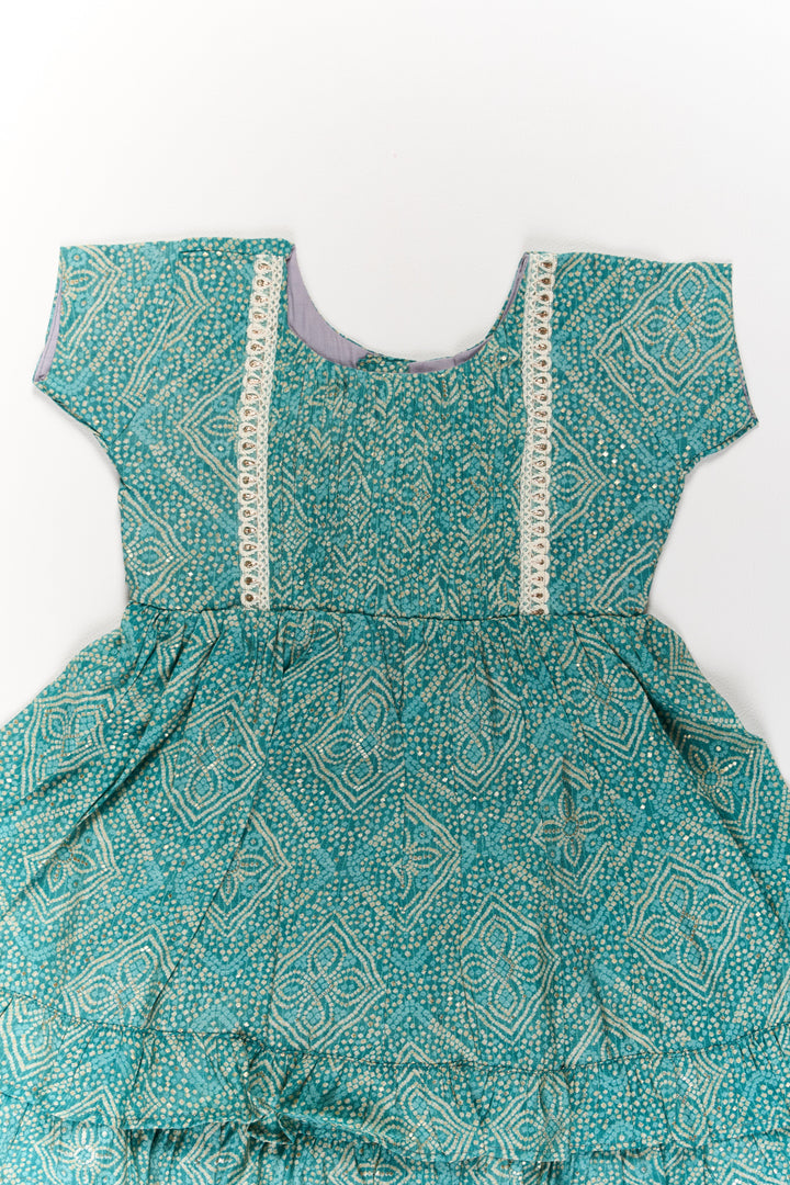 Elegant Green Cotton Girls Frock with Floral Print and Lace Detailing for Casual Wear