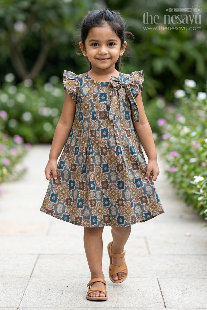 Girls Chhote Bacchon Ka Frock in Muslin Silk with Pretty Bow and Pleated Flair