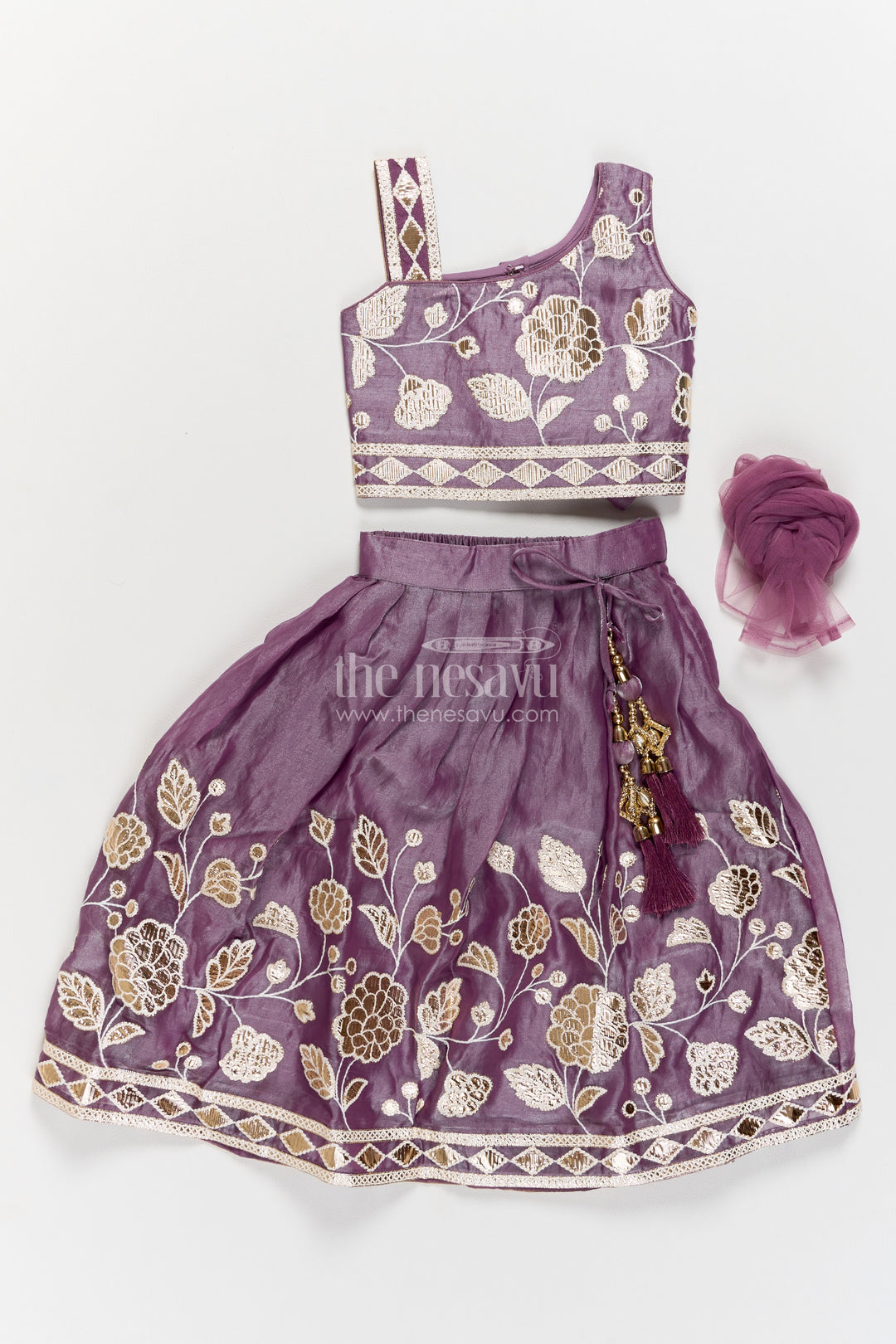 Lehenga Choli for Girls with Thread Embroidery for Festive Occasions