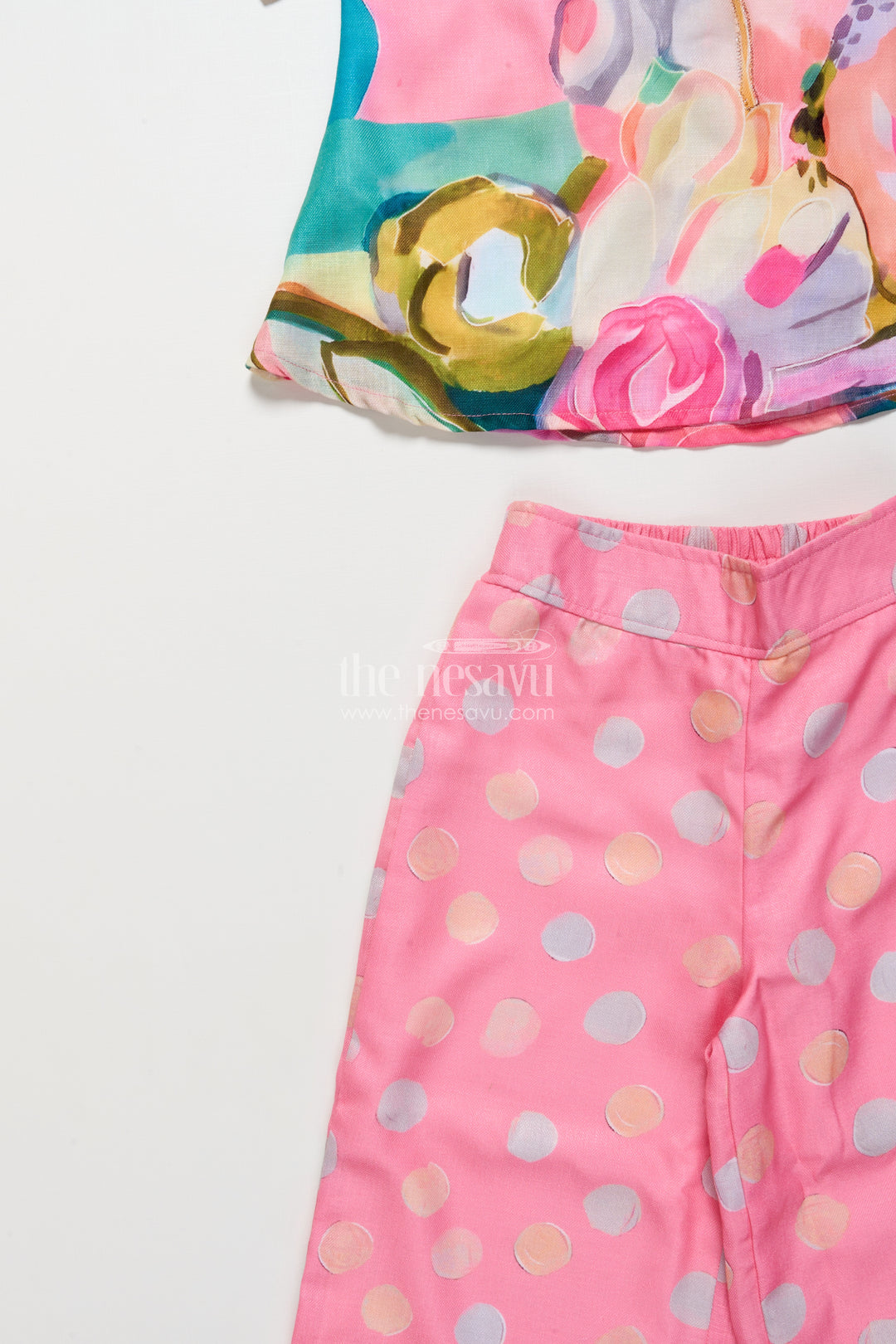 Floral Printed Cotton Set with Kurta and Wide-Leg Pants for Casual Wear