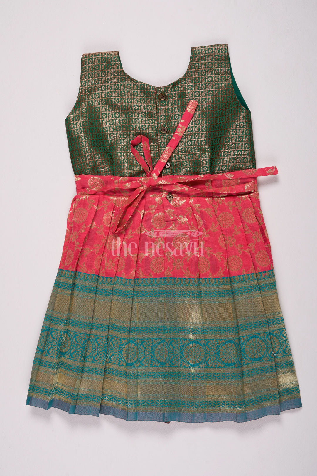 Exquisite Green and Gold Jacquard Silk Frock Design for Girls with Vibrant Pleated Patterns