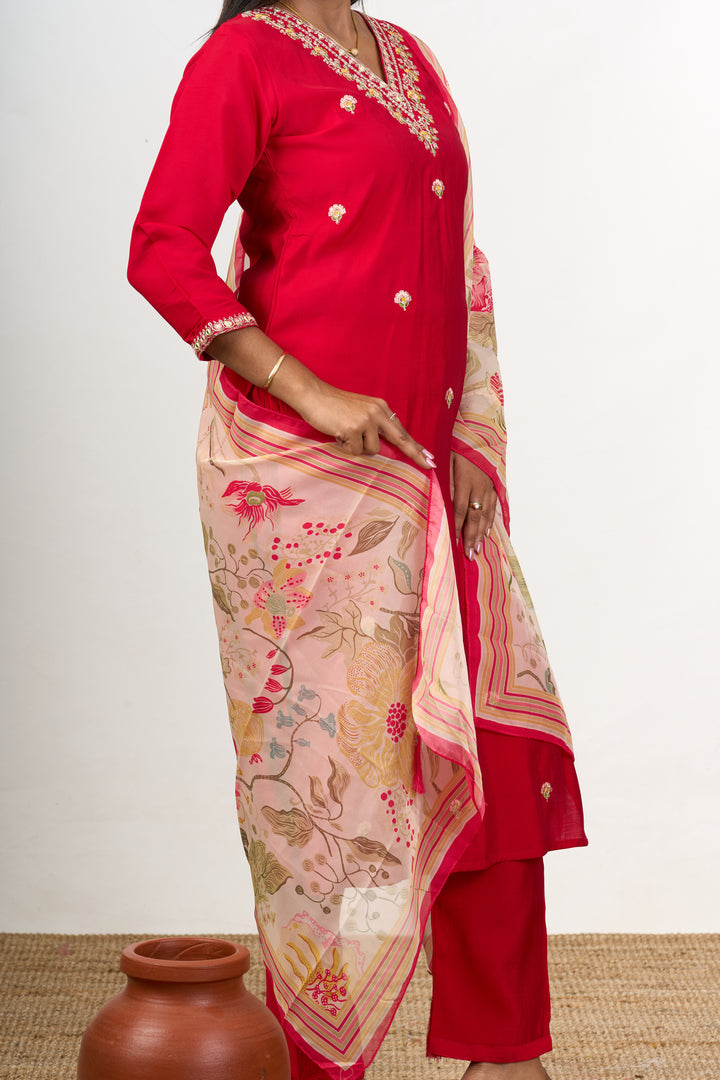 Classy Blend Silk Kurta Set for Women with Delicate Embroidery and Printed Dupatta