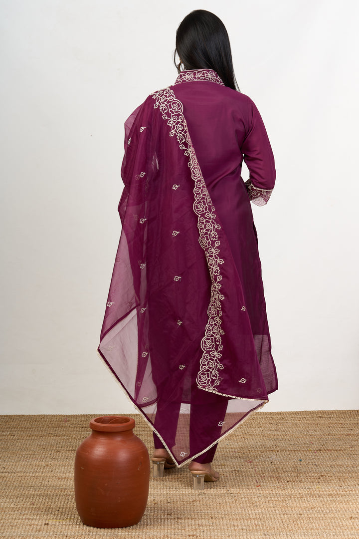 Elegant Purple Chiffon Kurta Set with Floral Embroidery Dupatta