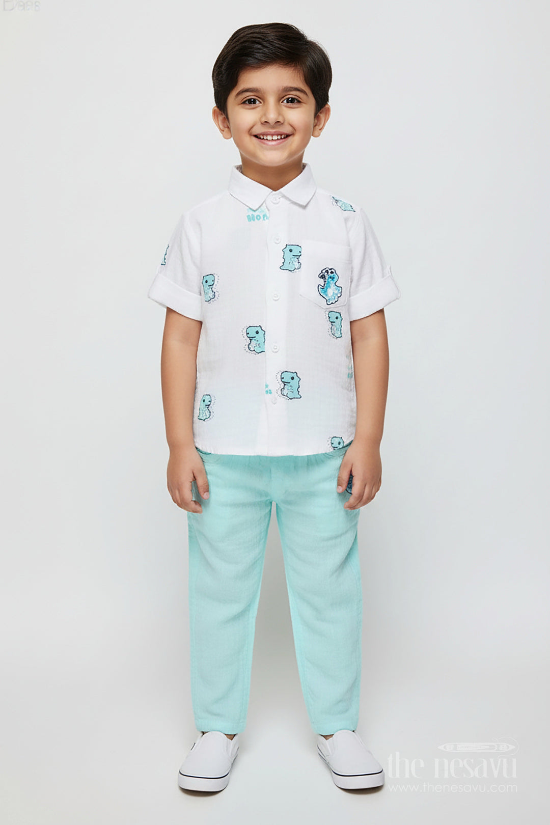 The Nesavu Boys Casual Set Baby Boy Muslin Cotton Outfit with Digital Print for Everyday Comfort Nesavu 12 (3M) / Green BCS473A-12 Nesavu baby boy muslin cotton outfit green digital print daily wear