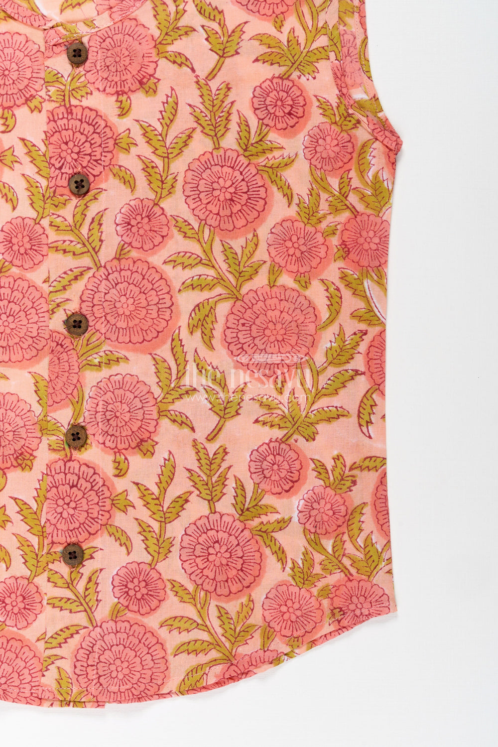 The Nesavu Baby Jablas Baby Boys Cotton Jabla with Pink Floral Print On Peach for Daily Comfort in Newborns Jhabla Online Style Nesavu Newborns jhabla online Peach Cotton Bold Pink Floral Digital Print Wooden Buttons | The Nesavu