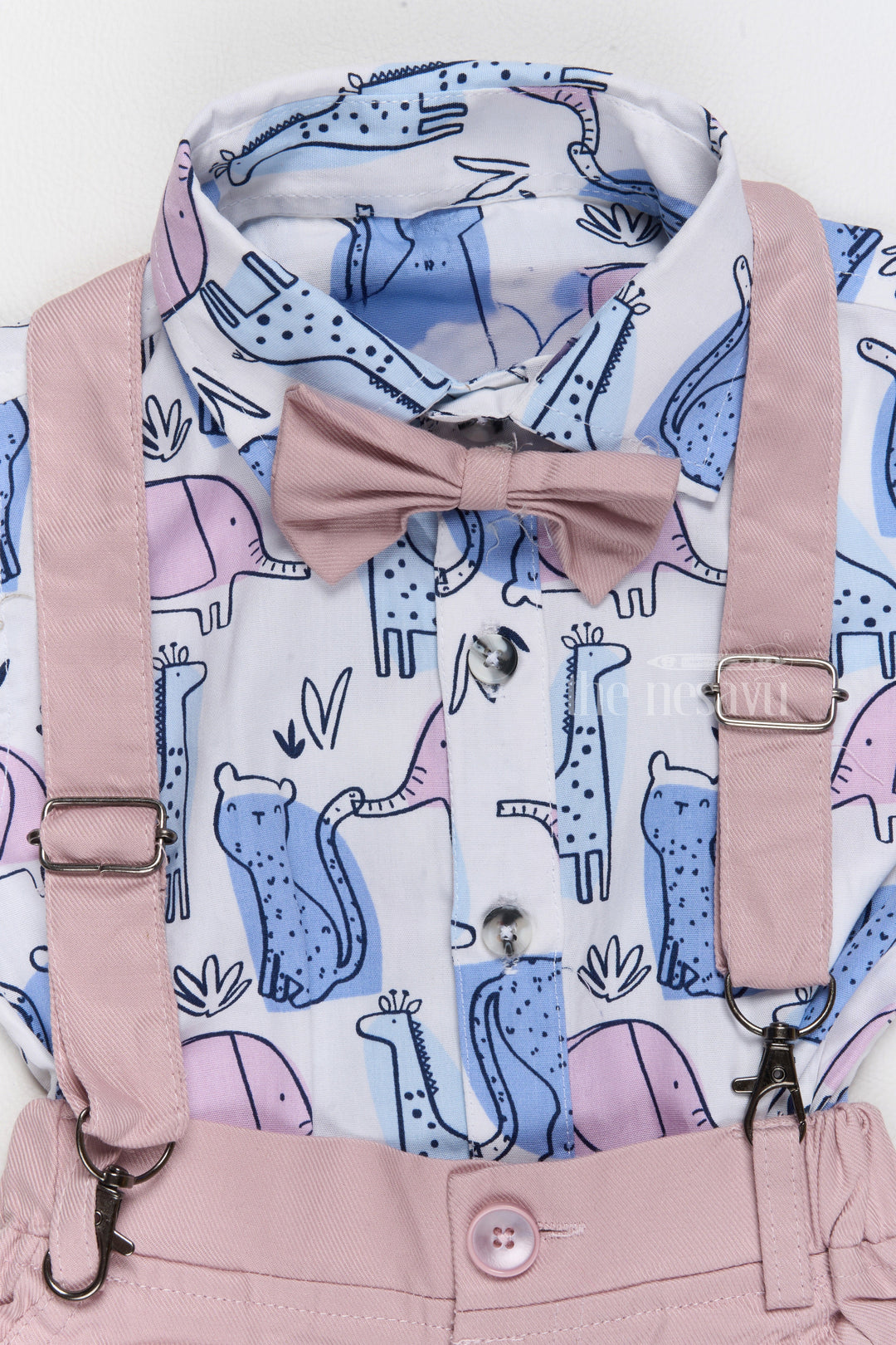 The Nesavu Boys Casual Set Baby Boys Cotton Short Dungarees Set with Printed Shirt and Bow Tie for Casual Wear Nesavu Baby Boys Cotton Short Dungarees Printed Shirt Bow Tie Casual Outfit | The Nesavu