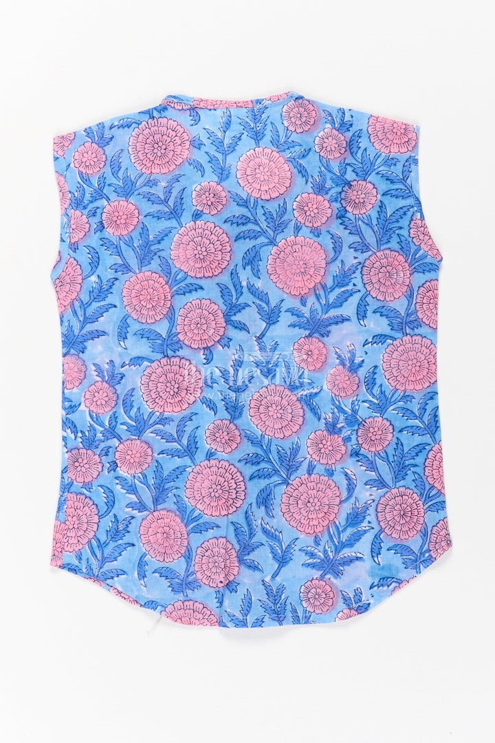 The Nesavu Baby Jablas Baby Boys Sleeveless Jabla in Blue with Bold Pink Florals in Jhablas for Infants Design Nesavu Jhablas infants Sky Blue Cotton Bold Pink Floral Digital Print Traditional Wooden Buttons | The Nesavu