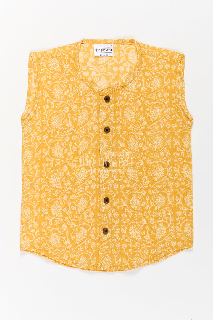 The Nesavu Baby Jablas Baby Boys Yellow Cotton Jabla with Vine Pattern Digital Print in Newborn Jhabla Style Nesavu 10 (NB) / Yellow IF029A-10 Newborn jhabla Yellow Cotton White Vine Digital Print Wooden Button Detail | The Nesavu