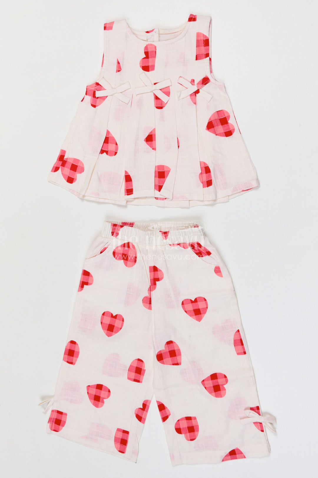 The Nesavu Girls Co-Ord Sets Baby Girl Co Ord Set for Summer Outings and Playdates Nesavu 16 (1Y) / Half white / Cotton GCS028A-16 Nesavu baby girl cotton co ord set for toddler summer outings and playdates with heart digital print