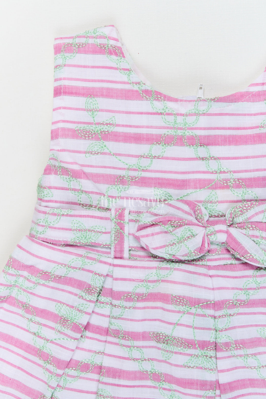 The Nesavu Baby Cotton Frocks Baby Girl Cotton Frock for Everyday Outings and Casual Photoshoots Nesavu 14 (6M) / Pink / Cotton BFJ922A-14 Nesavu baby girl cotton frock with thread embroidery for casual outings and playful days
