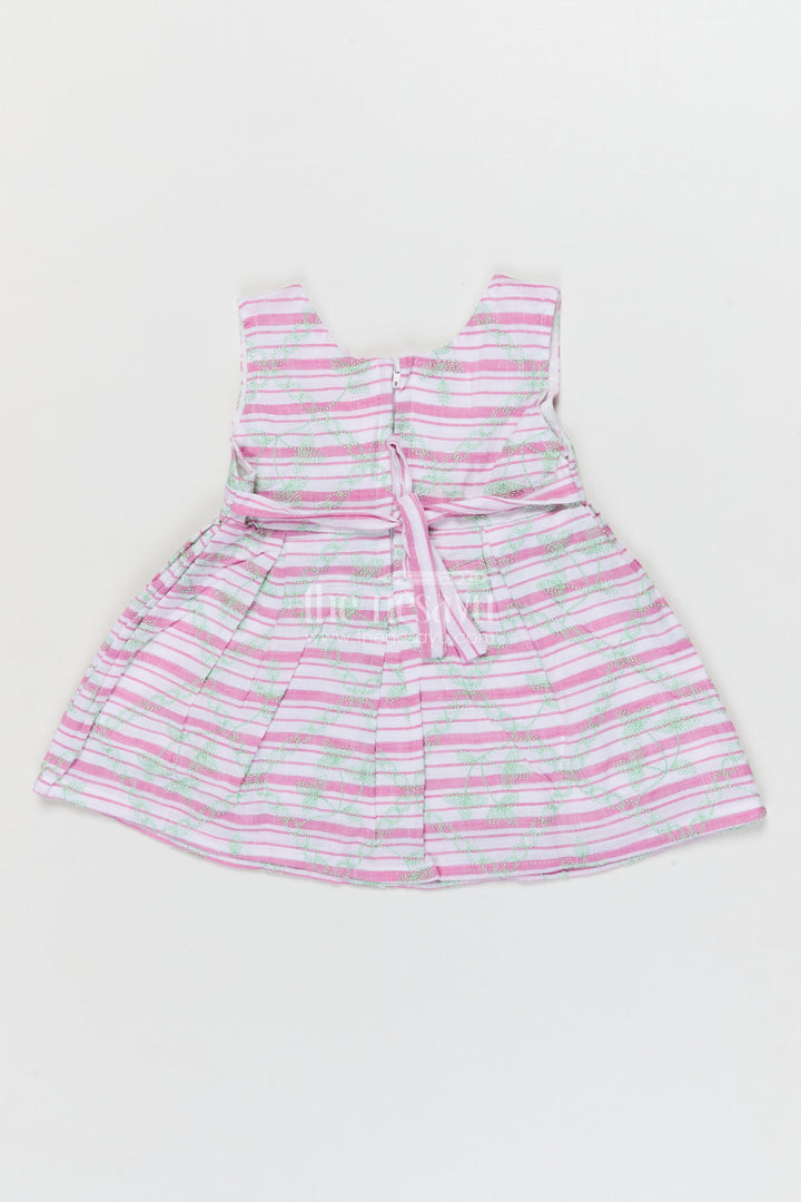 The Nesavu Baby Cotton Frocks Baby Girl Cotton Frock for Everyday Outings and Casual Photoshoots Nesavu 14 (6M) / Pink / Cotton BFJ922A-14 Nesavu baby girl cotton frock with thread embroidery for casual outings and playful days