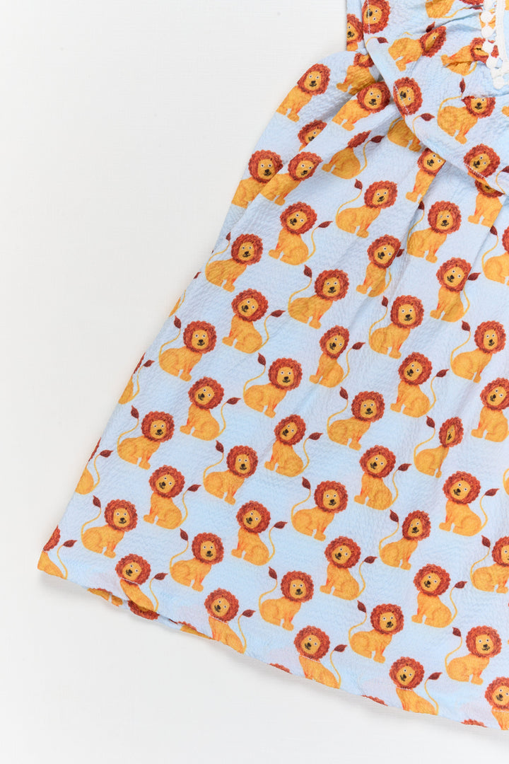 The Nesavu Girls Cotton Frock Baby Girl Cotton Frock with Lion Print for Casual Playtime and Daycare Nesavu Nesavu baby girl cotton frock with lion print for playdates and comfy daily wear