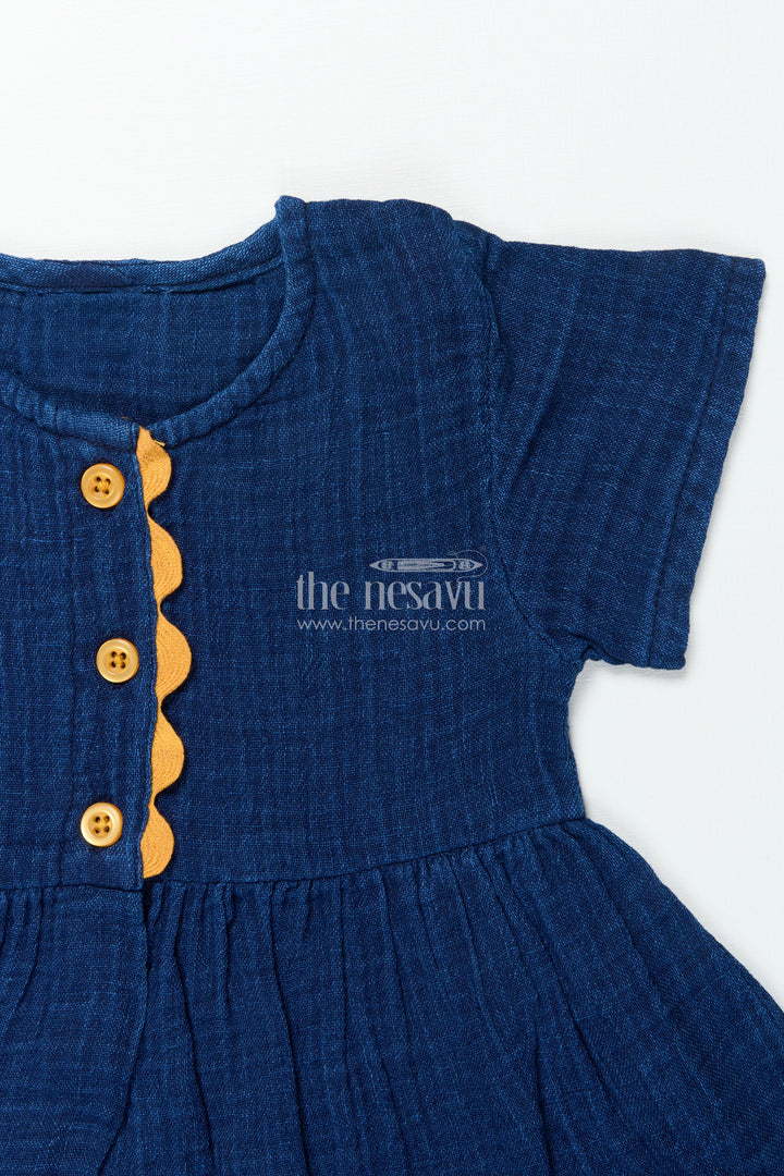 The Nesavu Girls Cotton Frock Baby Girl Cotton Frock with Pockets for Everyday Wear and Daycare Nesavu Nesavu baby girl cotton frock scallop-trim pockets playdates daycare comfort