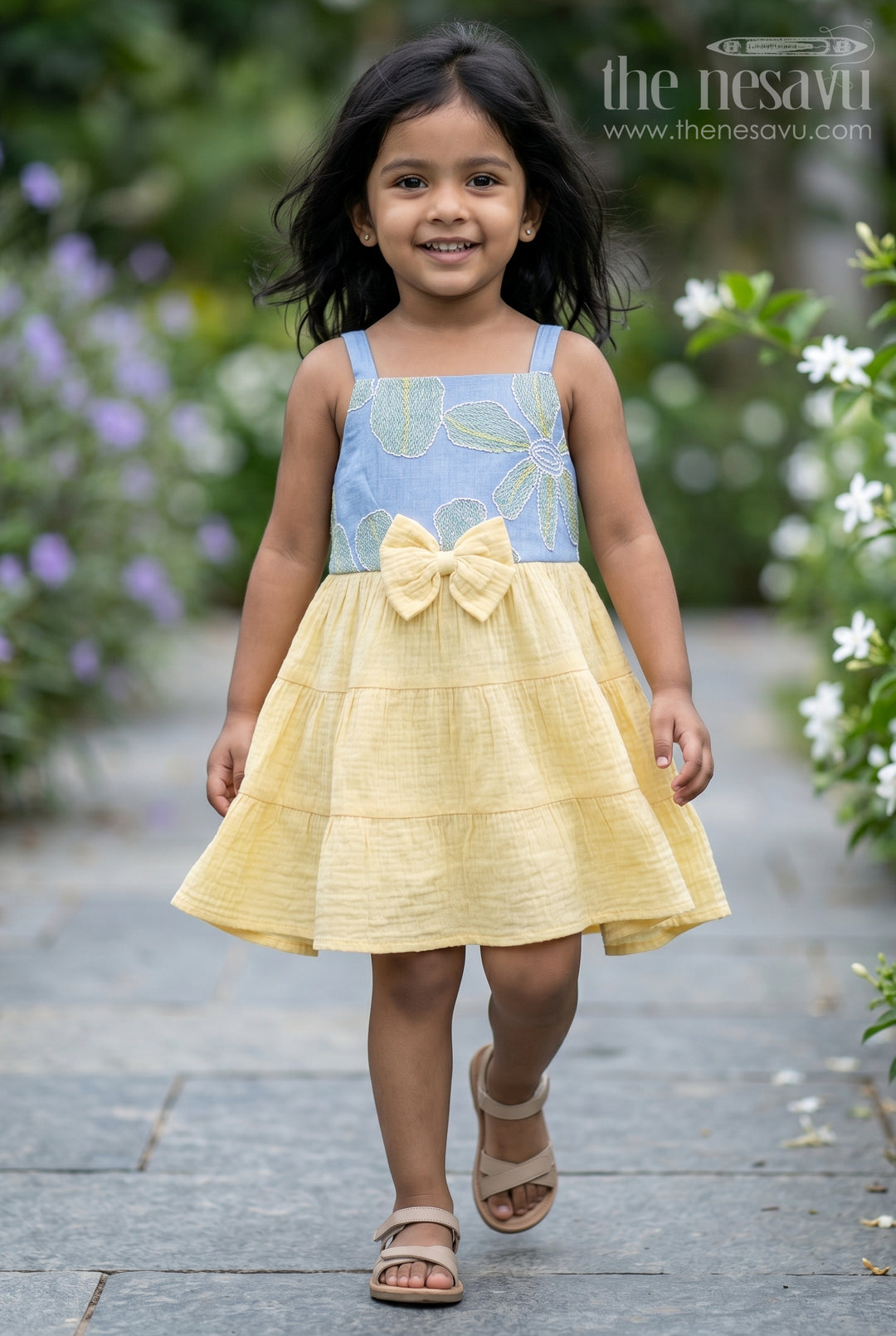 The Nesavu Girls Cotton Frock Baby Girl Sleeveless Frock for Summer Outings and Playdates Nesavu 16 (1Y) / Yellow / Cotton Blend GFC2269A-16 Nesavu Baby Girl Sleeveless Cotton Frock For Summer Outings And Playful Twirl Moments