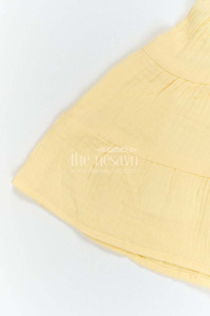The Nesavu Girls Cotton Frock Baby Girl Sleeveless Frock for Summer Outings and Playdates Nesavu Nesavu Baby Girl Sleeveless Cotton Frock For Summer Outings And Playful Twirl Moments