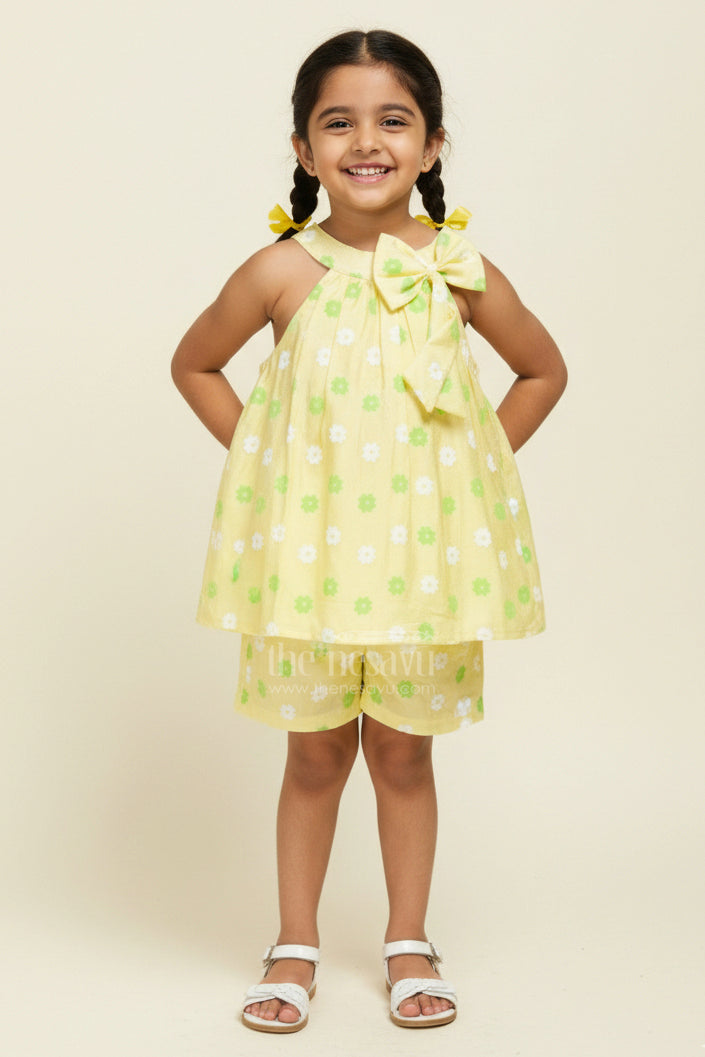 The Nesavu Baby Casual Sets Baby Girls Cotton Poplin Casual Clothes Set in Green with Floral Design and Tie Shoulder Top Nesavu 14 (6M) / Yellow BFJ798A-14 Nesavu Baby Girls Green Cotton Poplin Clothes Set Floral Print Adjustable Tie Shoulder Top