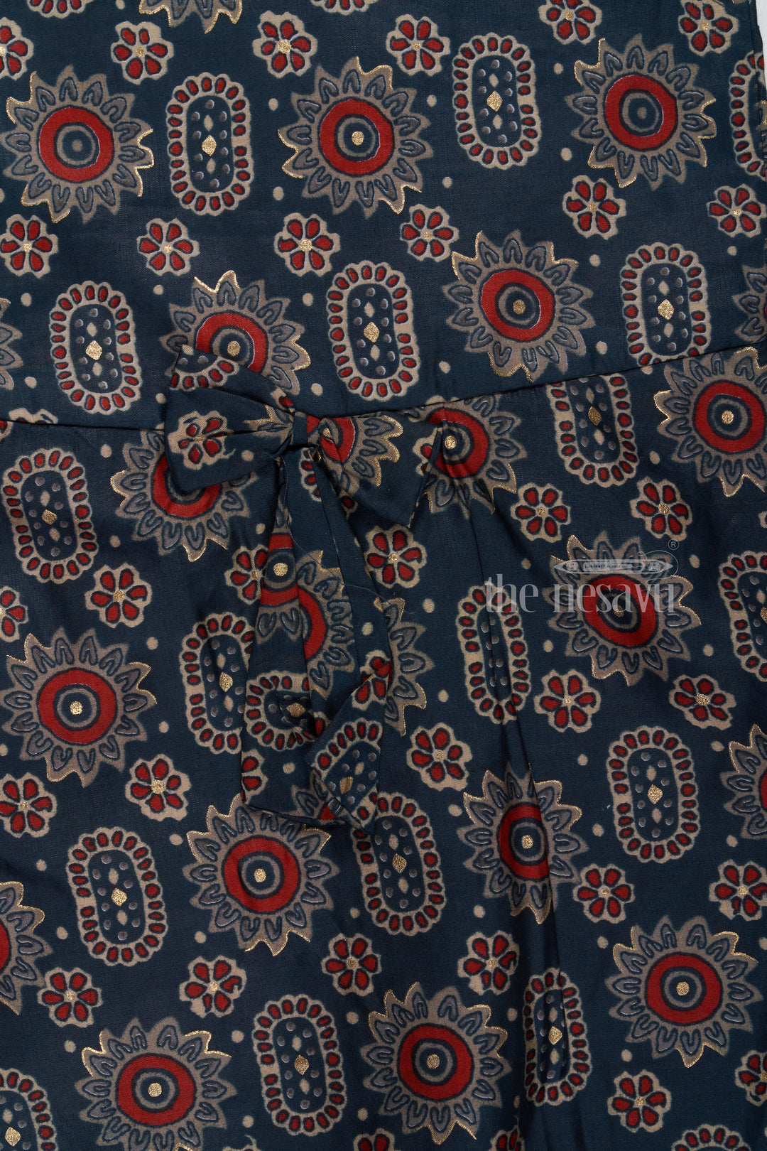 The Nesavu Girls Cotton Frock Beautifully Crafted Floral Frock for Girls in Soft Cotton with Vibrant Design Nesavu Beautiful Floral Frock Girls Soft Cotton Vibrant Print | The Nesavu