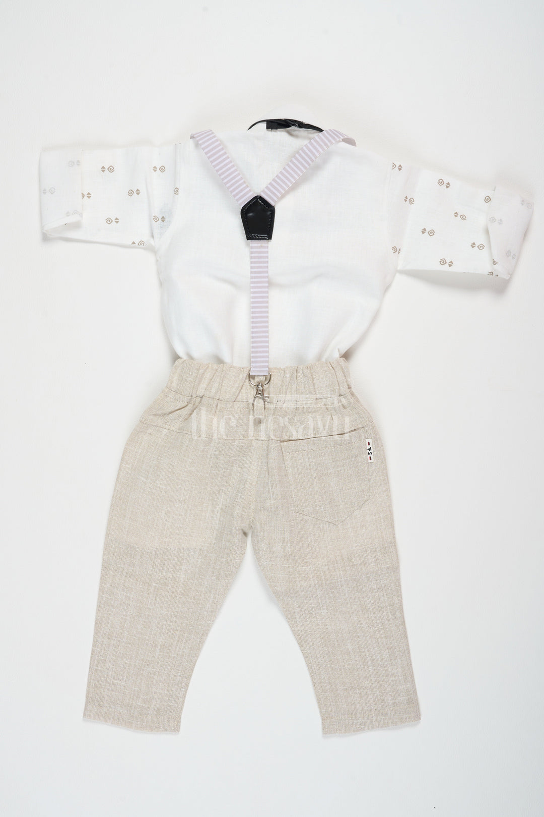 The Nesavu Boys Jacket Sets Beige Cotton Linen Boys 3Piece Set with Bow Tie Nesavu Beige Cotton Linen Boys 3-Piece Set with Bow Tie - Nesavu