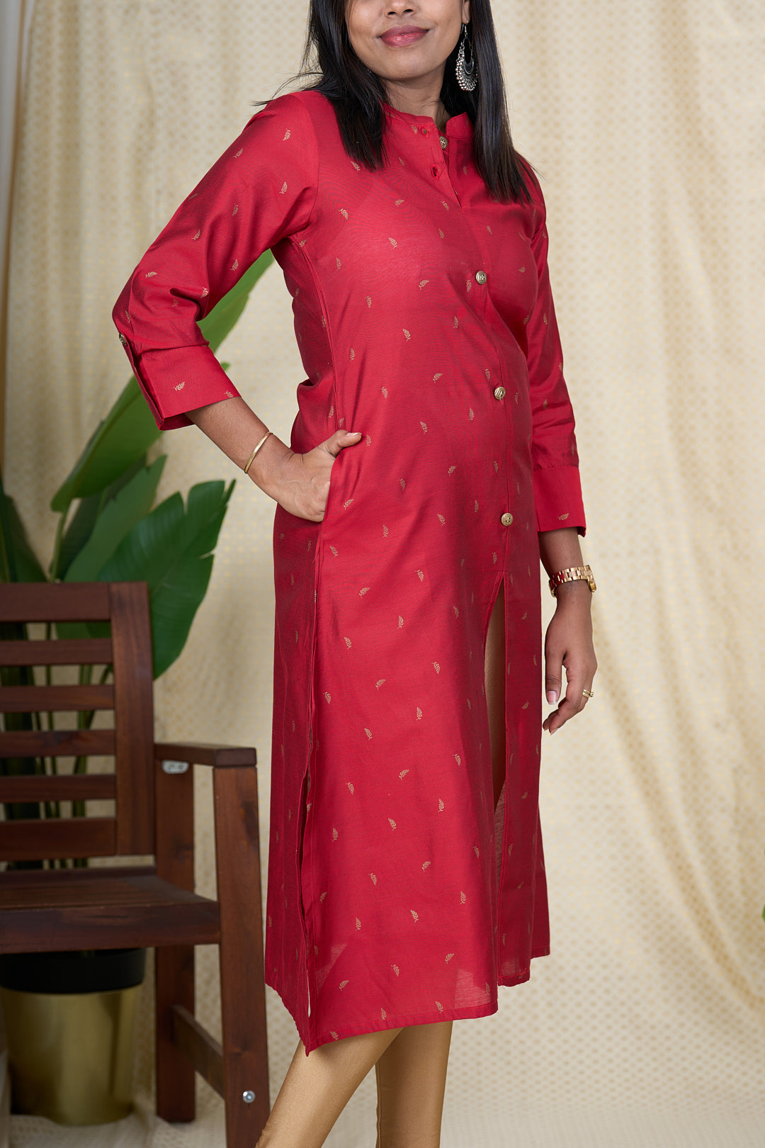 The Nesavu Womens A-Line Kurthas Best Kurta for Women - Red Viscose Silk Kurta with Chinese Collar Nesavu