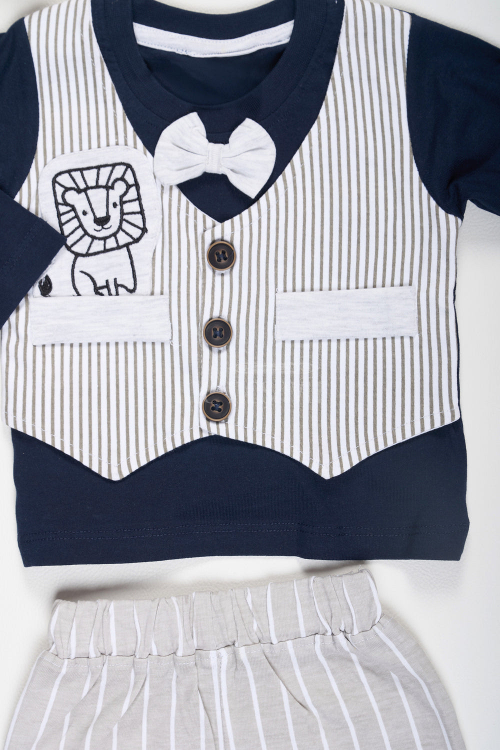 The Nesavu Baby Casual Sets Black and Gray Baby Casual Set with Striped Vest and Lion Patch for Baby Nesavu Black Gray Baby Casual Set Striped Vest Bow Tie Nesavu Baby Stylish Lion Patch Outfit