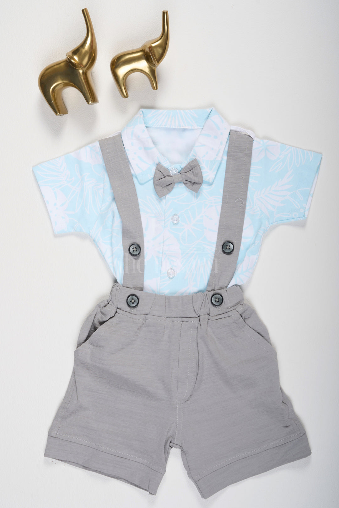 The Nesavu Baby Dungarees Blue Baby Suspender Set with Tropical Leaf Print Shirt and Bow Tie for Baby Nesavu 12 (3M) / Blue BCS142B-12 Light Blue Baby Suspender Set Tropical Leaf Shirt Gray Bow Tie Nesavu Baby Semi-Formal Outfit