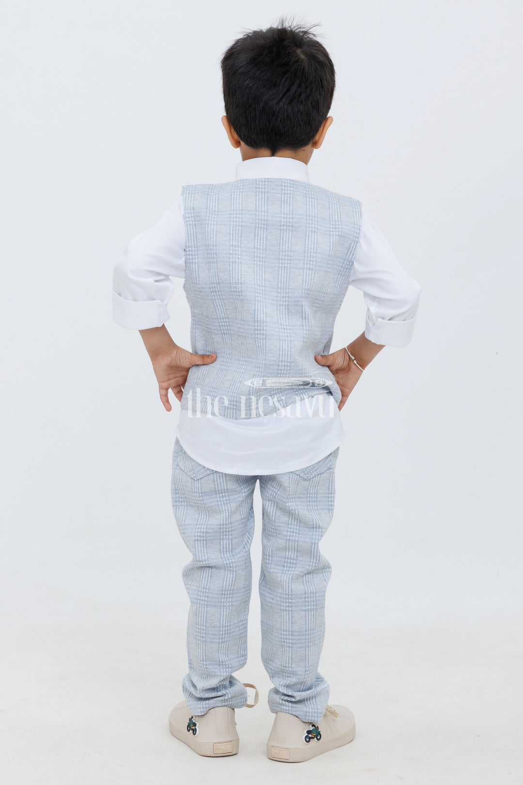 The Nesavu Boys Casual Set Blue Grey Knitted Checkered ThreePiece Boy Set with Waistcoat Jacket and TShirt Nesavu Blue Grey Knitted Checkered Three-Piece Boy Set with Waistcoat Jacket and T-Shirt Nesavu