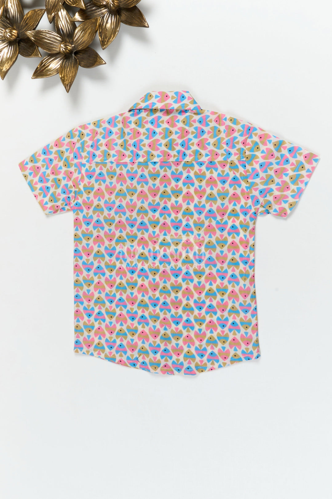 The Nesavu Boys Cotton Shirt Boys Abstract Fish Print Shirt for Beach Days and Fun Dressing Nesavu Nesavu boys cotton shirt with abstract fish print for beach trips, holidays and everyday fun