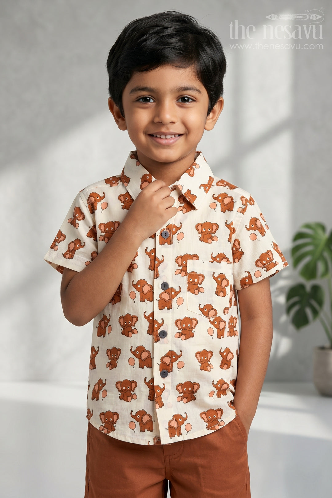The Nesavu Boys Cotton Shirt Boys Animal Print Cotton Shirt for Playdates and Casual Outings Nesavu 20 (3Y) / Cream / Cotton BS499A-20 Nesavu Boys Cotton Animal Print Shirt With Elephant Design For Playful Casual Outings