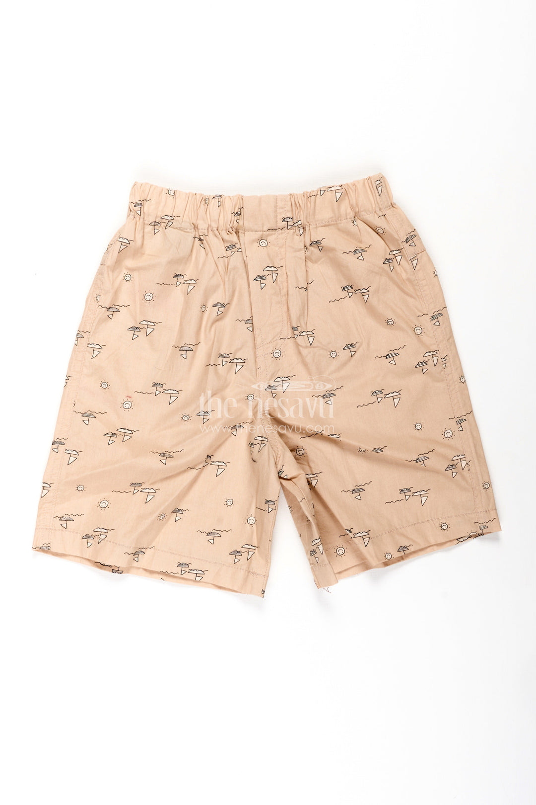 The Nesavu Boys Shorts Boys Beige Cotton Small Shorts with Beach and Sun Digital Print and Comfy Fit for Everyday Wear Nesavu 18 (2Y) / Cream BWS053A-18 Nesavu Boys Beige Cotton Small Shorts Beach Print Lightweight Comfort Casual Outfits