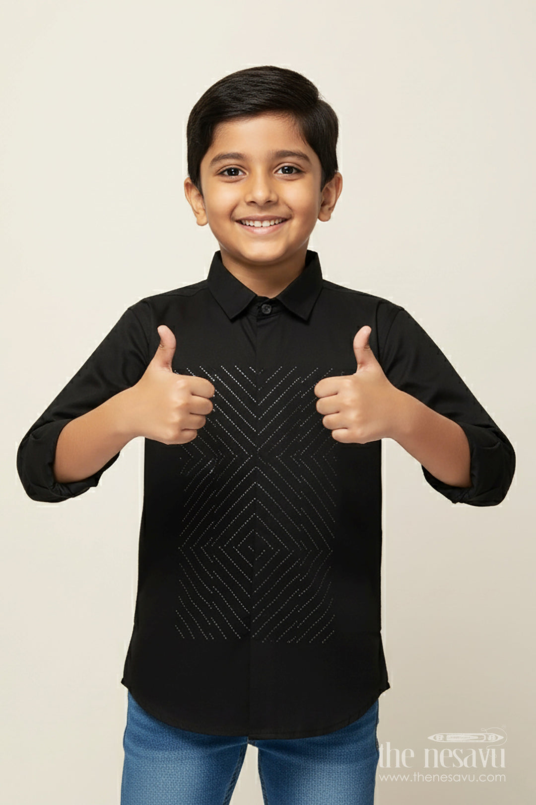 The Nesavu Boys Cotton Shirt Boys Black Shirt with Foil Detailing Party-Ready Designer Wear Nesavu 26 (6Y) / Black BS349D-26 Boys black shirt foil print festive designer cotton blend shirt