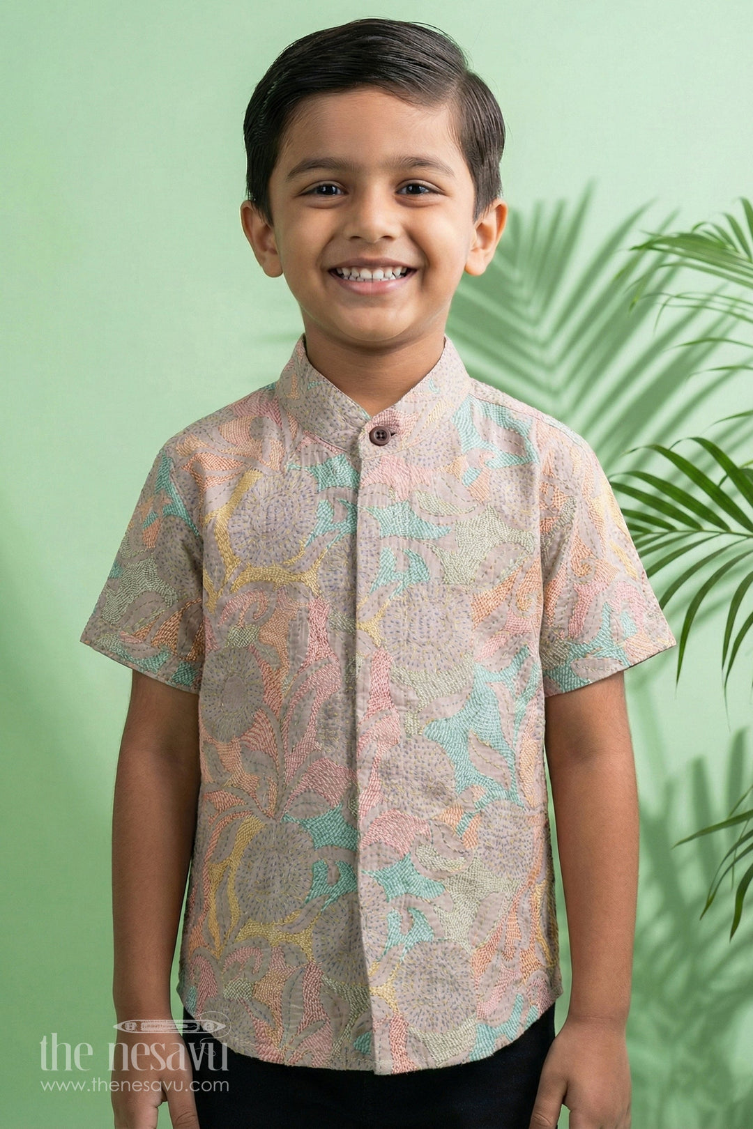 The Nesavu Boys Cotton Shirt Boys Botanical Elegance Cotton Shirtearthy Tones & Relaxed Fit Nesavu 16 (1Y) / Gray / Cotton BS136A-16 Boys Botanical Print Shirt | The Nesavu
