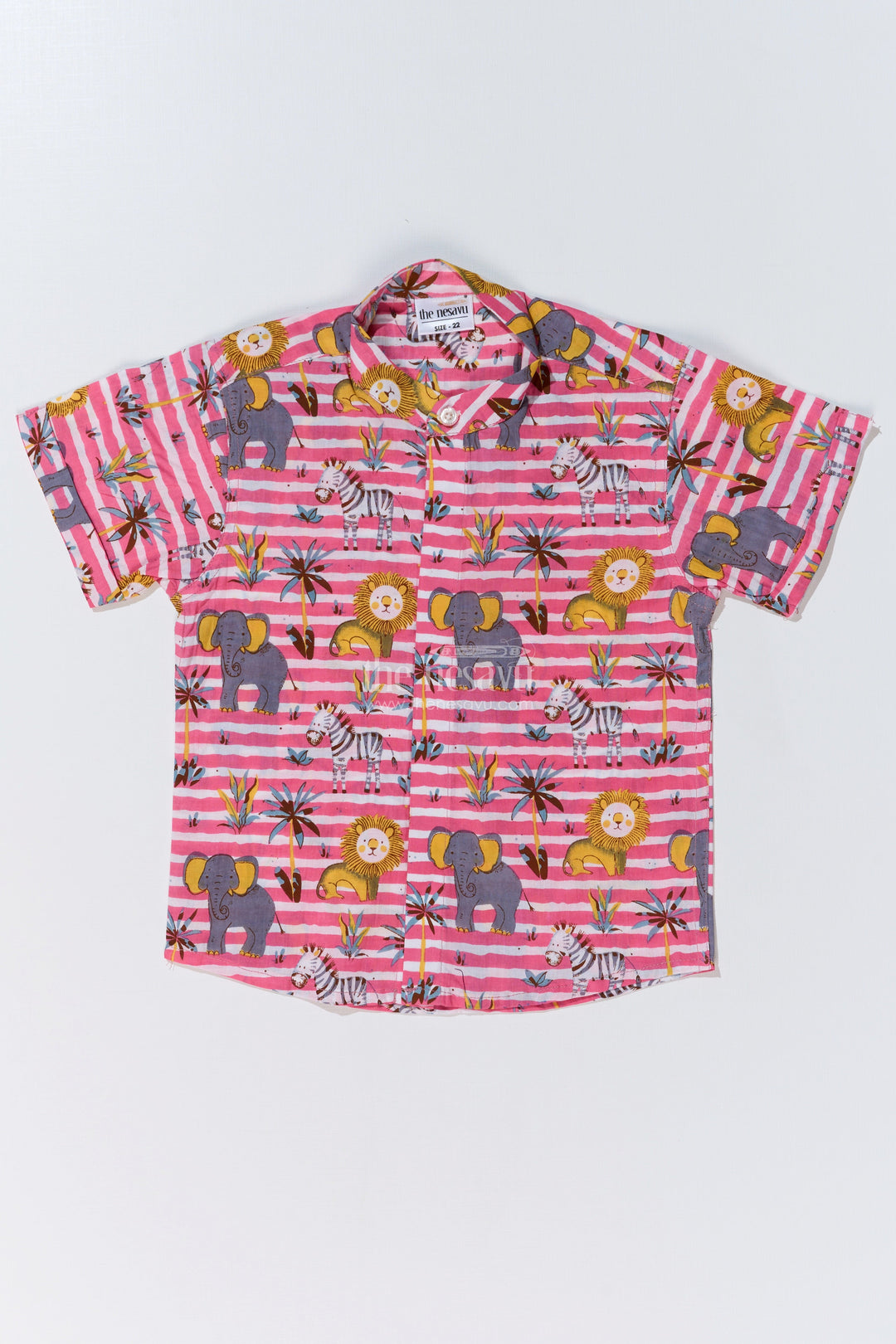 The Nesavu Boys Cotton Shirt Boys Casual Animal Print Dress Shirt in Cotton Block Print with Safari Motif Nesavu 16 (1Y) / Pink BS241C-16 Boys Casual Animal Print Dress Shirt Cotton Block Print Safari Theme | The Nesavu