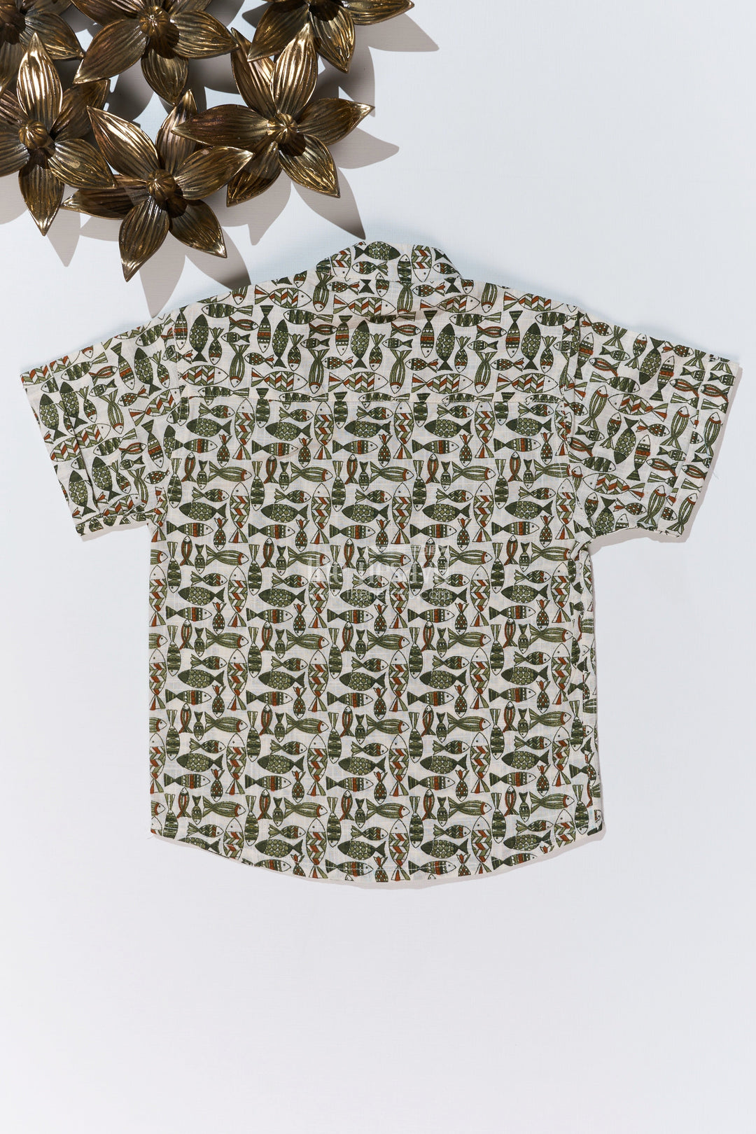 The Nesavu Boys Cotton Shirt Boys Casual Cotton Shirts in Block Print with Classic Fish Motif for Everyday Wear Nesavu Boys Casual Cotton Shirt Block Print Fish Motif Everyday Comfort | The Nesavu