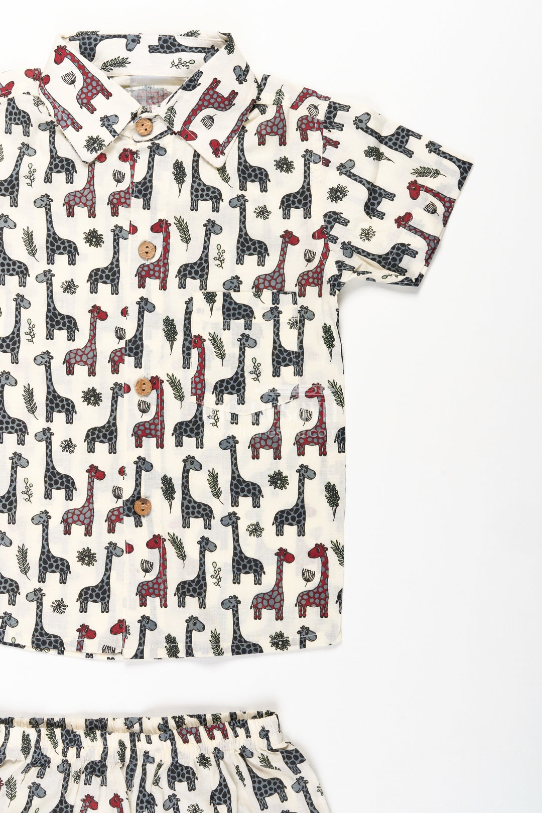 The Nesavu Boys Casual Set Boys Casual Cotton Trousers with Giraffe Print and Matching Shirt Set for Everyday Style Nesavu Nesavu Boys Casual Cotton Trousers Set Giraffe Print Shirt Matching Shorts Soft Cotton