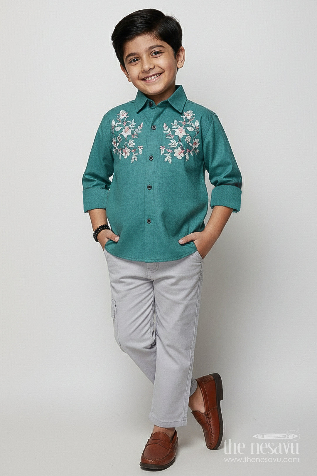 The Nesavu Boys Casual Set Boys Casual Kurta Set for Family Outings and Festive Gatherings Nesavu 20 (3Y) / Green BCS496A-20 Nesavu boys casual kurta set thread embroidery festive family occasions