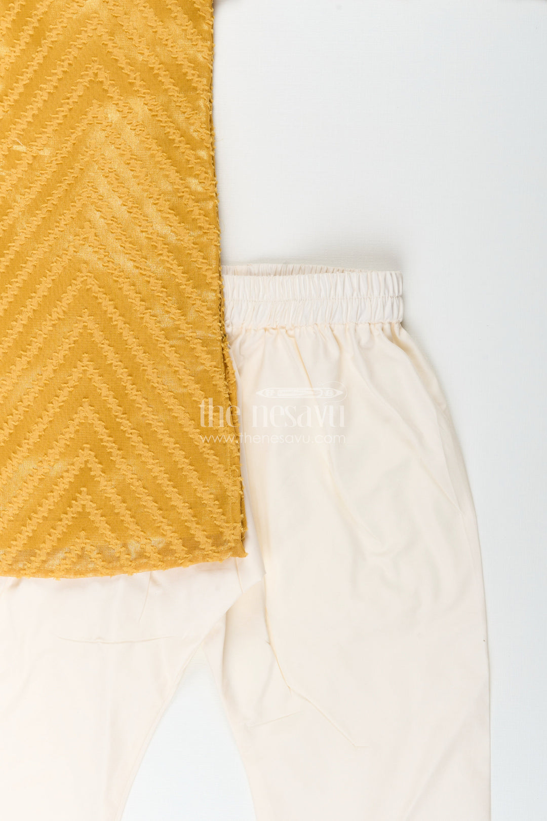 The Nesavu Boys Kurtha Set Boys chevron textured kurta set for wedding functions Nesavu Nesavu boys chevron patterned kurta churidar set silk blend weddings family functions