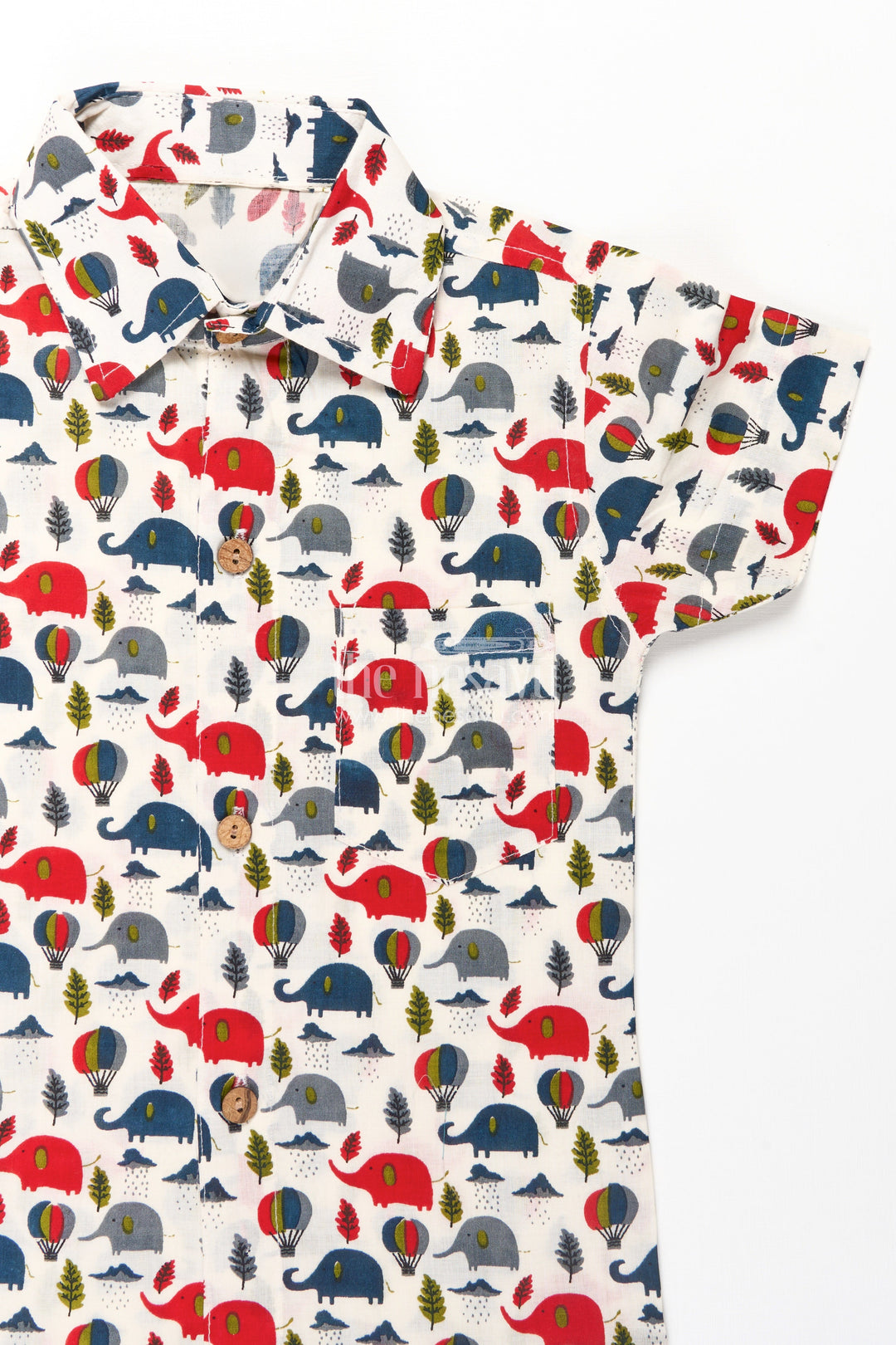 The Nesavu Boys Casual Set Boys Cotton Casual Shirts with Red and Navy Elephant and Balloon Prints On Soft Cotton Fabric Nesavu Nesavu Boys Cotton Casual Shirts Set Elephant Balloon Print Breathable Cotton
