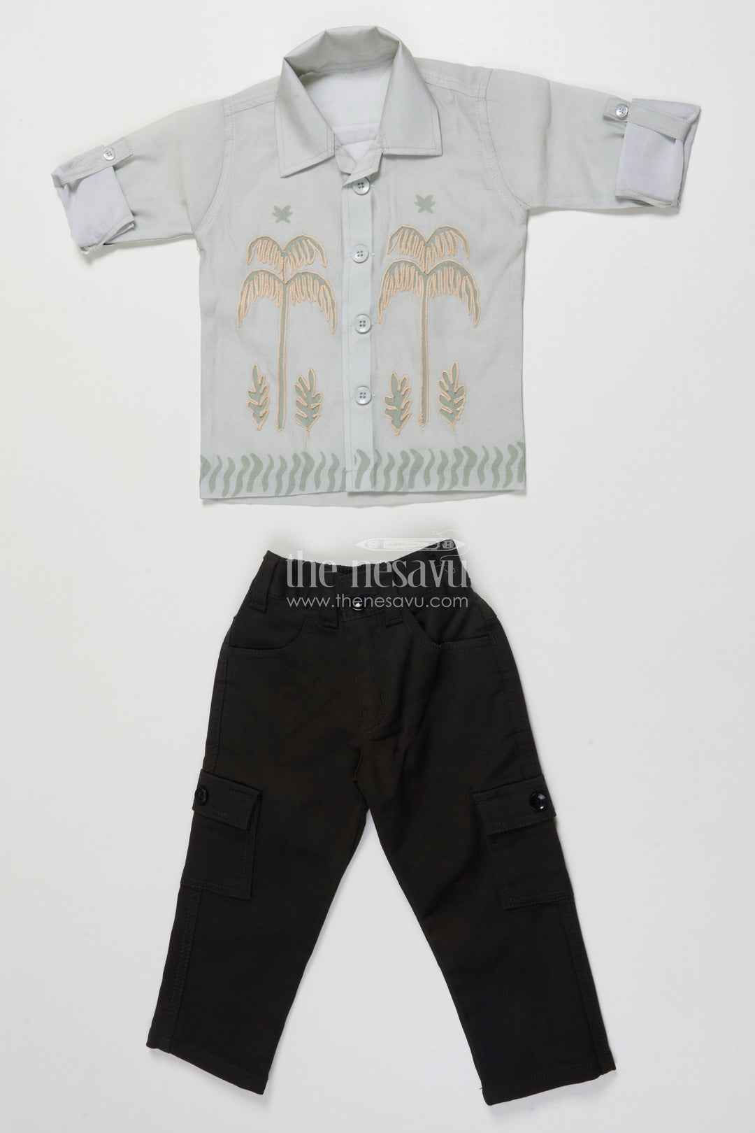 The Nesavu Boys Casual Set Boys Cotton Casual Wear Set with Embroidered Palm Motifs Nesavu 16 (1Y) / Green BCS494A-16 Nesavu boys casual cotton shirt pant set embroidered palm design daily wear