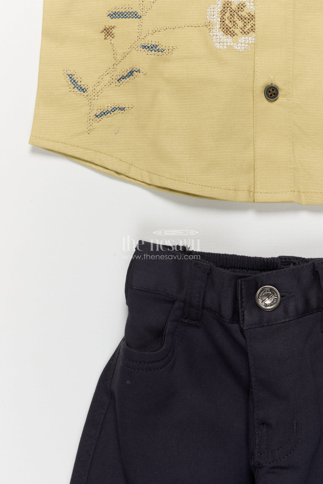 The Nesavu Boys Casual Set Boys Cotton Kurta Set for Ethnic Day and Festive Celebrations Nesavu Nesavu boys ethnic cotton kurta set thread embroidery festive school wear