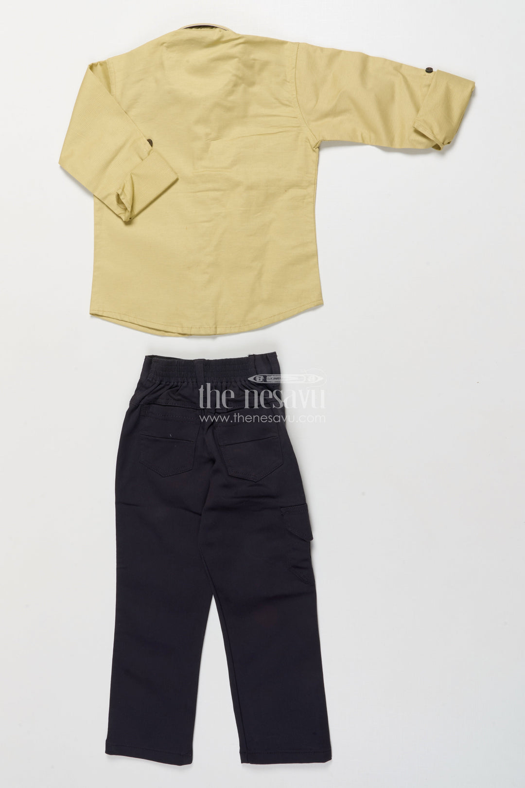 The Nesavu Boys Casual Set Boys Cotton Kurta Set for Ethnic Day and Festive Celebrations Nesavu Nesavu boys ethnic cotton kurta set thread embroidery festive school wear