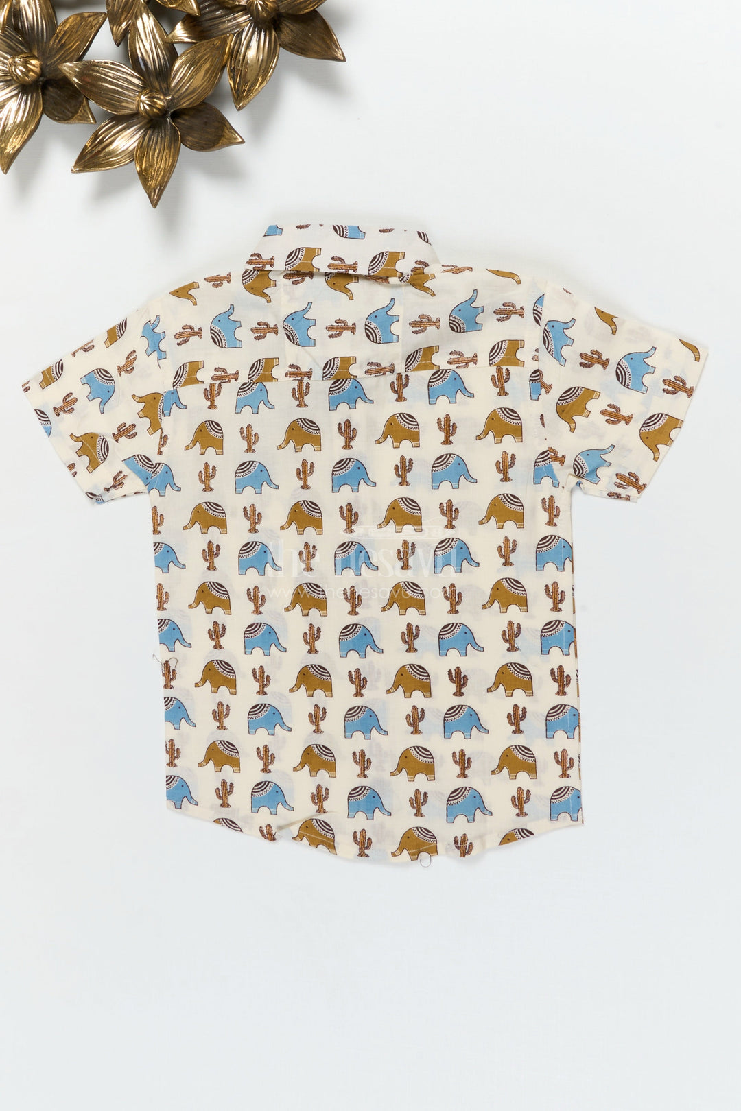 The Nesavu Boys Cotton Shirt Boys Elephant and Cactus Print Shirt for Travel and Casual Dressing Nesavu Nesavu boys cotton shirt with elephant and cactus print for travel, playdates and casual days