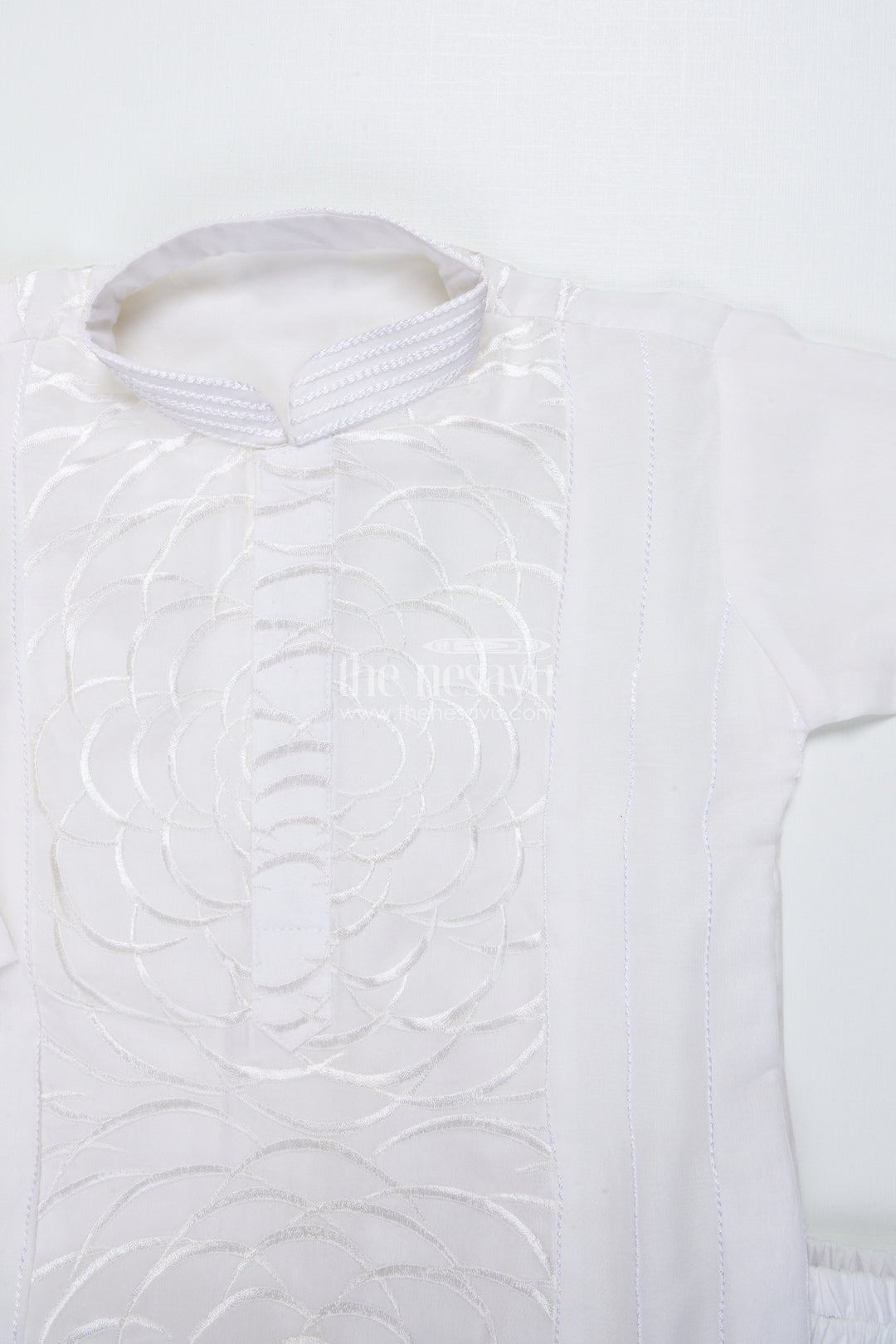 The Nesavu Boys Kurtha Set Boys Embroidered Kurta Set for Traditional Events and Temple Visits Nesavu 18 (2Y) / Cream BES765B-18 Nesavu boys cotton embroidered kurta set temple visits traditional family gatherings