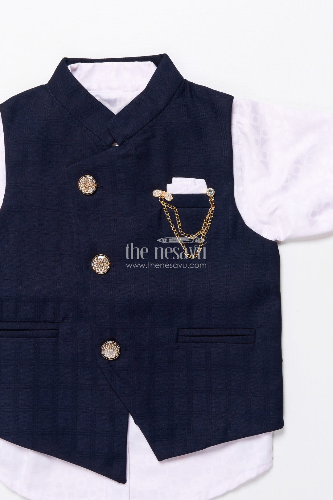 The Nesavu Boys Kurtha Set Boys Formal Kurta Set with Elegant Cotton Jacket for Weddings and Receptions Nesavu Nesavu boys formal kurta set cotton Nehru jacket chain detail weddings