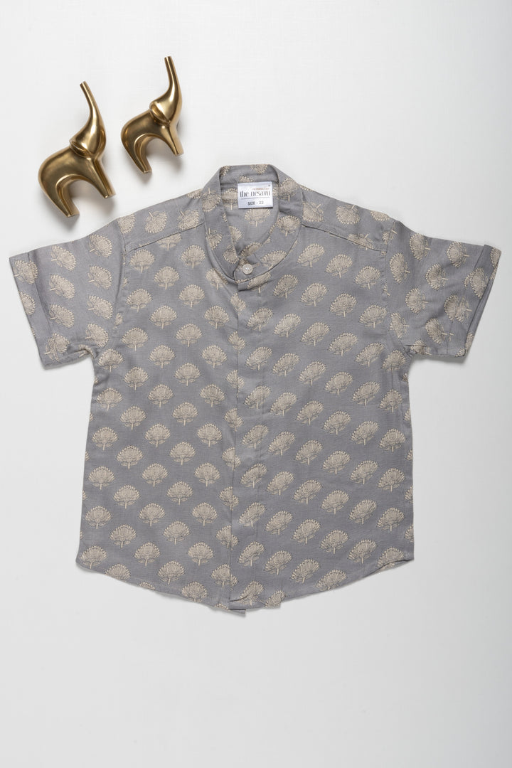 The Nesavu Boys Cotton Shirt Boys Gray Cotton Shirt with Intricate Tree Print – Casual and Festive Wear Nesavu 16 (1Y) / Gray / Cotton BS153C-16 Boys Gray Cotton Shirt with Intricate Tree Print | Casual and Festive Wear | The Nesavu