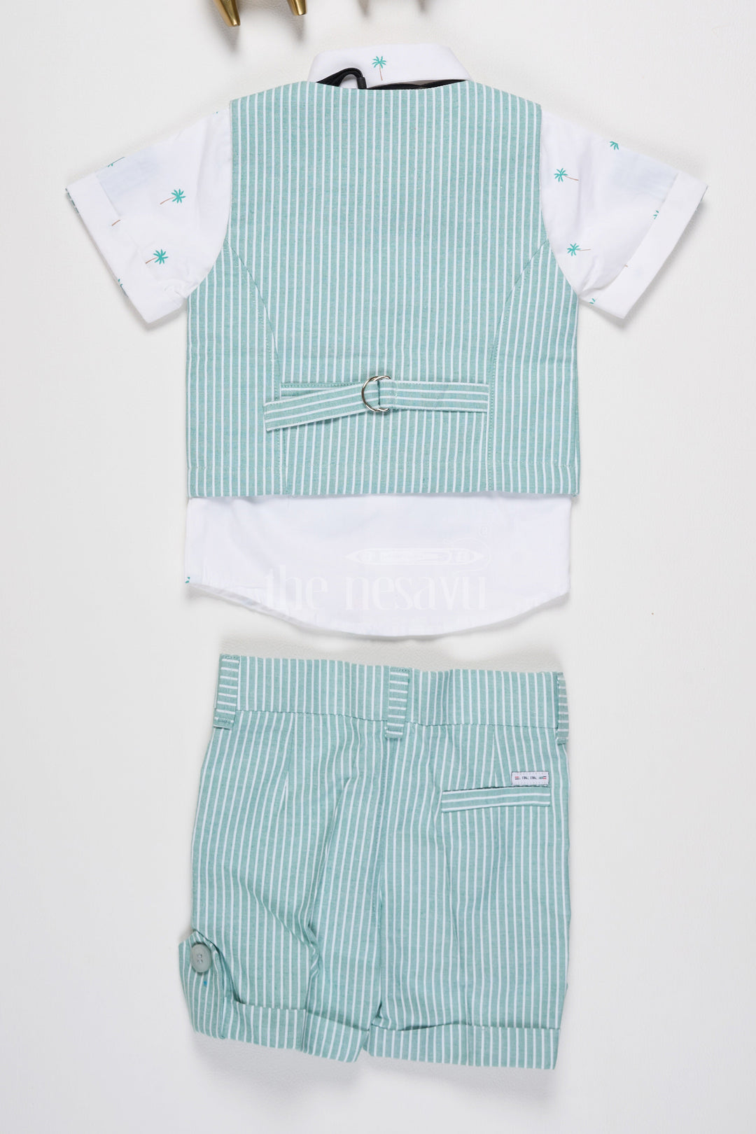 The Nesavu Boys Casual Set Boys Green and White Striped Vest Set with Bow Tie and Shorts Nesavu Nesavu Boys Green White Striped Vest Set Printed Shirt Bow Tie Semi-Formal Occasions