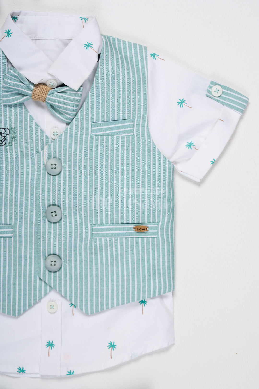 The Nesavu Boys Casual Set Boys Green and White Striped Vest Set with Bow Tie and Shorts Nesavu Nesavu Boys Green White Striped Vest Set Printed Shirt Bow Tie Semi-Formal Occasions